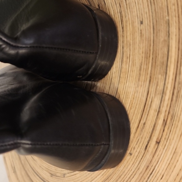 Zara Leather Black Ankle Boots With V Vamp Pointed Elf Boots EU 39 US 8.5 - Picture 9 of 9